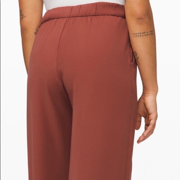 Lululemon Noir Pant - Picture 4 of 8